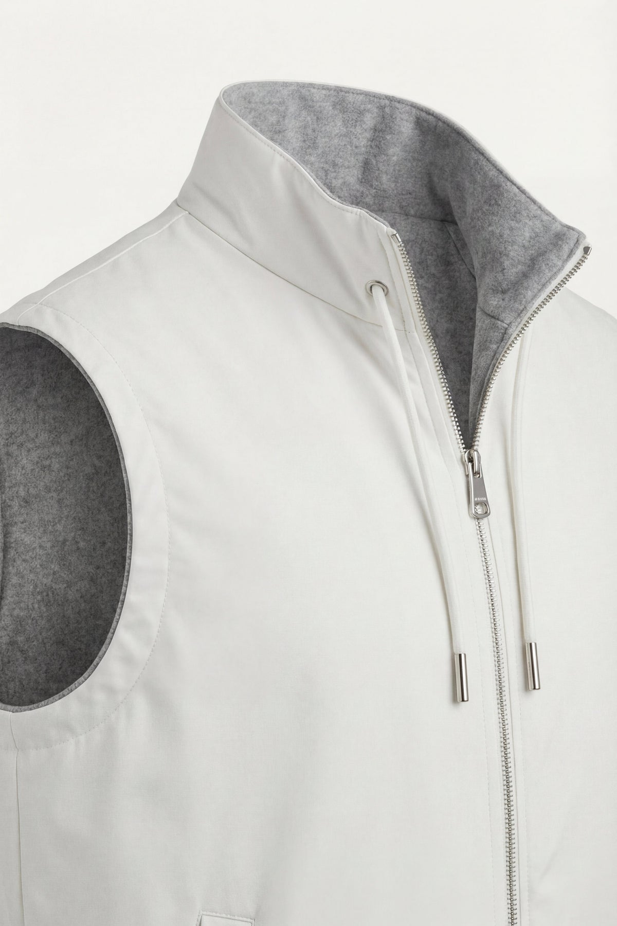 Reviro Reversible Vest Ivory